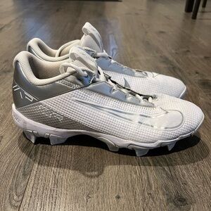 Nike Vapor Edge Shark 2 Football Cleats White Silver Men’s 7.5 – Great Condition